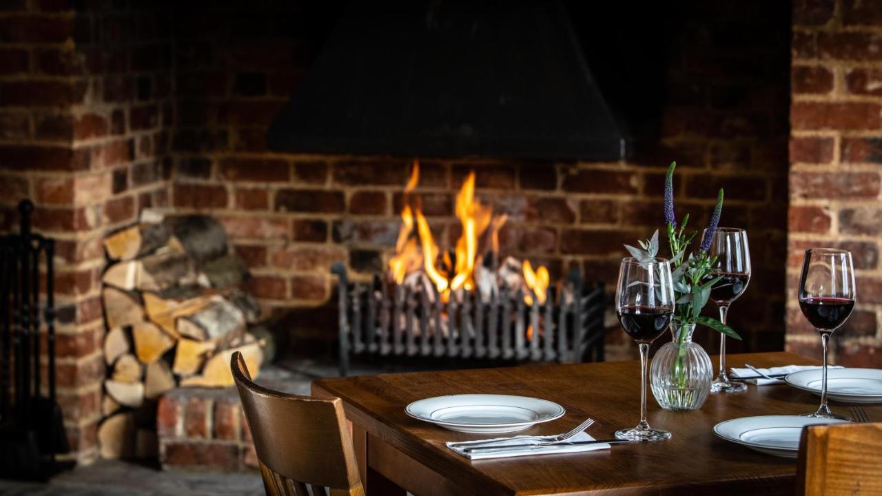 Hotel The White Horse Faversham Esterno foto